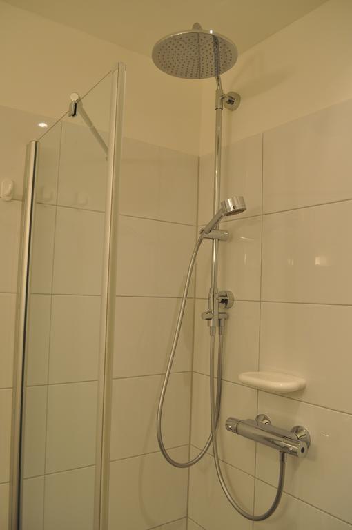 Hellmanns Hotel Bremers Bauerndiele Wiefelstede Εξωτερικό φωτογραφία