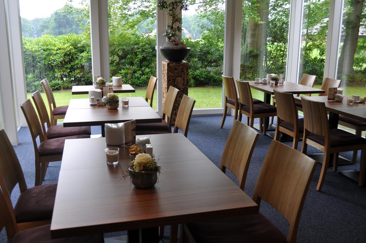 Hellmanns Hotel Bremers Bauerndiele Wiefelstede Εξωτερικό φωτογραφία