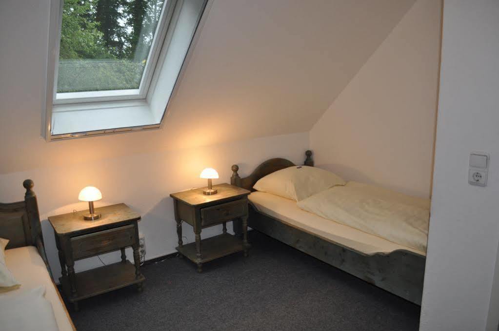 Hellmanns Hotel Bremers Bauerndiele Wiefelstede Εξωτερικό φωτογραφία