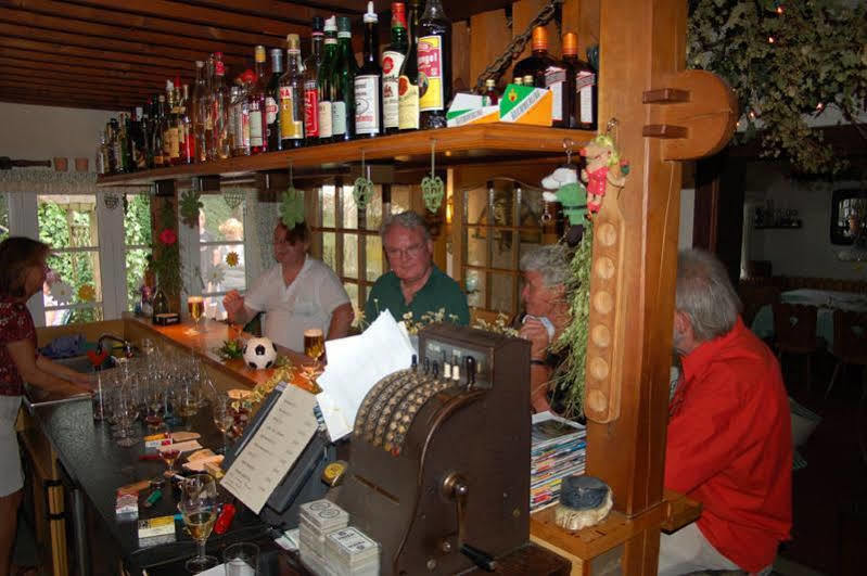 Hellmanns Hotel Bremers Bauerndiele Wiefelstede Εξωτερικό φωτογραφία