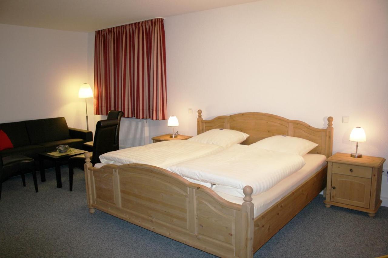Hellmanns Hotel Bremers Bauerndiele Wiefelstede Εξωτερικό φωτογραφία