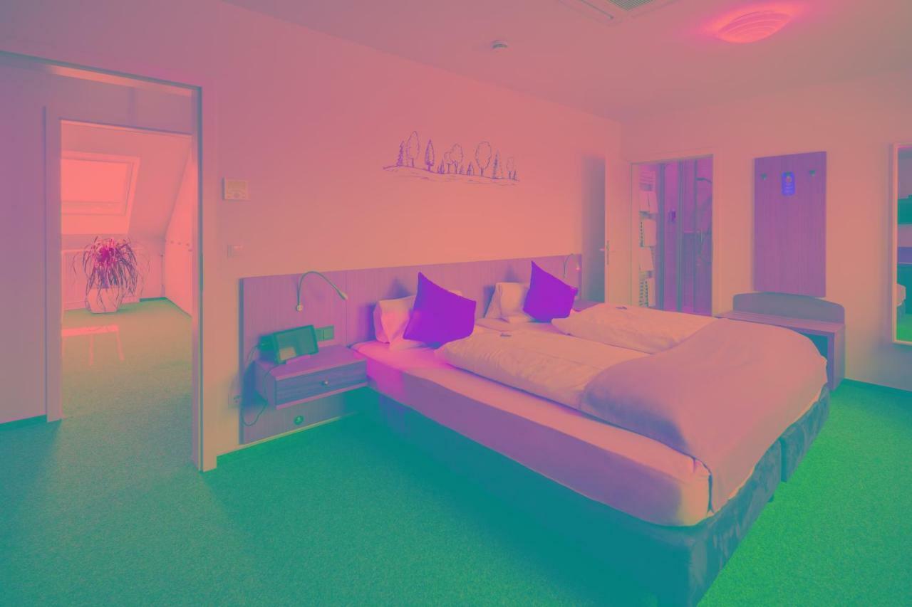 Hellmanns Hotel Bremers Bauerndiele Wiefelstede Εξωτερικό φωτογραφία